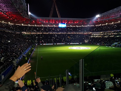 Juve's Allianz Stadium has a light show!