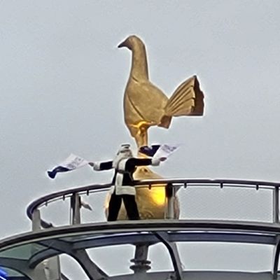 Santa comes to Tottenham!